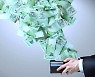 "내 주변에도?" 나르시시스트의 소름돋는 금전 습관들