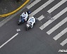 中 상하이 부시장 "내일부터 점진적 개방..쇼핑몰 재개"(상보)