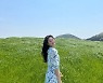 설현, 청량 비주얼 자랑하는 '봄의 여신' [N샷]