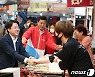 경남 찾은 이준석  "양산 온 문 전 대통령, 사저정치 하려 해"
