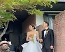 '이규혁과 결혼' 손담비, 정려원-공효진과의 불화설에 발끈.."터무니 없는 말"