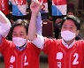 文·김경수 동시 저격 이준석 "전임지사 부패, 文 사저정치 하려 해"