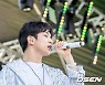 엔플라잉 유회승, '폭발적인 가창력' [사진]