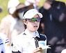 [ST포토] 박민지 '코스 공략'