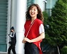 [TEN 포토] 웬디 '우리 라디오에서 만나요'