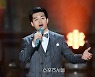 [포토]조명섭, '부릅니다 세레나데!'