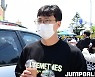 [JB포토] 허웅 '훈이 배웅왔어요'