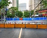 [경제기사 이렇게 읽어요] 50일 넘긴 中 상하이 봉쇄에 반도체·자동차 공장 멈췄다