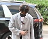 이찬원, 빠른걸음으로 '얼굴 좀 보여줘요' [포토엔HD]