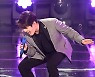 김중연, 파워풀한 열창 [포토엔HD]