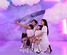 [포토]'고래와 함께' 찰칵