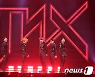 TNX, 뜨거운 무대