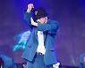 [bnt포토] 다크비 이찬 '다크한 카리스마'