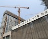 둔촌주공 타워크레인 철수한다.. 조합·시공단 사실상 결별