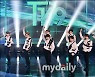 T1419, '무대 채우는 퍼포먼스' [MD포토]