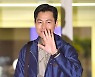 [MD포토] 정우성 '칸 영화제 출발'