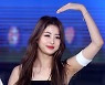 [포토] 르세라핌 허윤진 '여러분 사랑해요!'