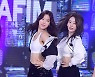 [TD포토] 르세라핌 카즈하-사쿠라 '섹시한 크롭탑'