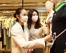 롯데百, 20일부터 80여개 명품 브랜드 최대 50% 할인 판매