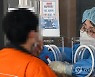 신규확진 3만1352명, 연이틀 3만명대..수요일 15주만에 최저(종합)