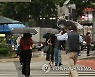 소나기 내리는 아침 출근길