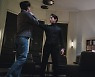 로운, 김희선 전생 남편 이수혁 찾아갔다 봉변..'내일'