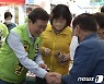 '지지선언·전통시장 순회'..충북 교육감 후보들 본격 세 확산 분주
