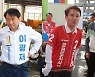 도지사 여야 후보, 동해 묵호항 동시간대 방문 공약 대결 펼쳐