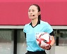 카타르 월드컵 본선에 여성 심판 6명 뛴다..92년 역사상 처음