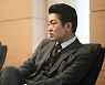 '인사이더' 독보적 존재감 허성태, '빌런美 폭발' 첫 스틸 공개!