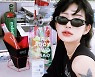 최준희, 전성기 시절 故최진실 떠올리게 하는 절정 미모..나비 타투X망사 스타킹으로 더한 과감함