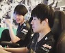 [MSI] 역시 '봄의 황제'.. 그러나 낯뜨거운