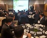 대한병원협회 윤동섭 회장 회무 개시..상임고문단장에 이송 서울성심병원장