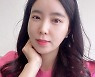 [엠마의 '아름다운 중년' 뷰티 다이어리②] 주부 스킨케어 솔루션 "40대 중년 피부도 촉촉할 수 있어"