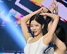 르세라핌 카즈하,'사랑스러운 안무' [사진]