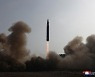 한미, 북한 ICBM 추정 발사에 지대지미사일 사격