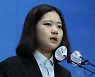 [김순덕 칼럼]26세 박지현.. 민주당의 희망, 이재명의 재앙