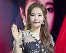 '트롯 여신' 홍자, 스타랭킹 女 트롯 40주째 3위 등극