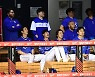 [포토] 4연패 앞둔 삼성 '침울한 덕아웃 분위기'