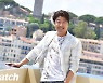 [Cannes 포토] "나, 칸의 남자"..송강호, 월클의 여유