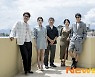 칸 경쟁부문 초청 '브로커' 위풍당당 주역들[포토엔HD]