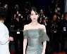 아이유,'기품 넘치는 비취빛 드레스'