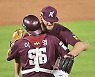 KBO 1095G 포수와 찰떡궁합.. 애플러 인생투, "이지영 만나고 달라졌다" [부산 톡톡]