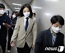 비대위 간담회 마친 박지현 위원장
