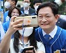 송영길 "김포공항 이전 후 제주 KTX 연결..관광객↑"