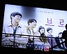 [포토]배우 송강호, '브로커'로 한국 최초 칸 남우주연상