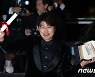 송강호, 칸 영화제서 한국 첫 남우주연상