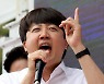 '김포공항 이전' 이재명 공약인데.. 민주 제주지사 후보 "이준석 사퇴하라"