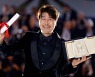 [Newsmaker] Song Kang-ho, prolific and versatile actor