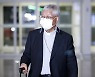 "유흥식 추기경 임명..교황 방북 추진 위한 사전포석"